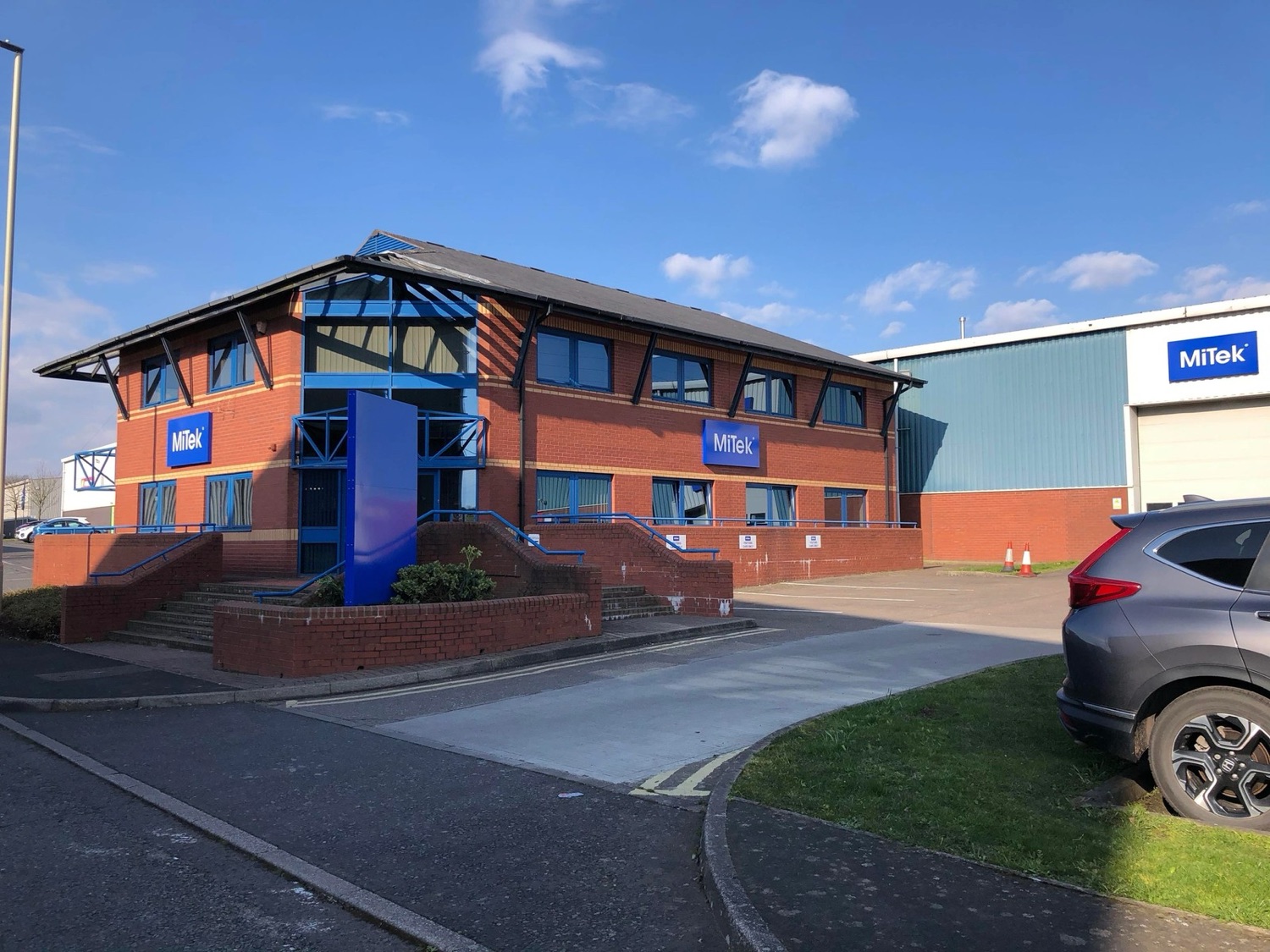 External building signage and totem for MiTek offices